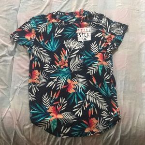 Hollister Curved Hem Tee